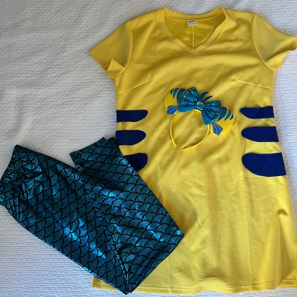 Flounder Costume – Women’s Large 🐠💛